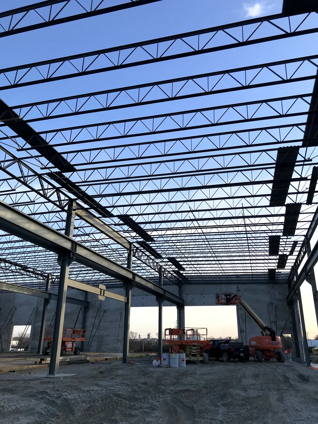 Bulldog Cartage: the joist roof framed end to end, with lifts at the far wall