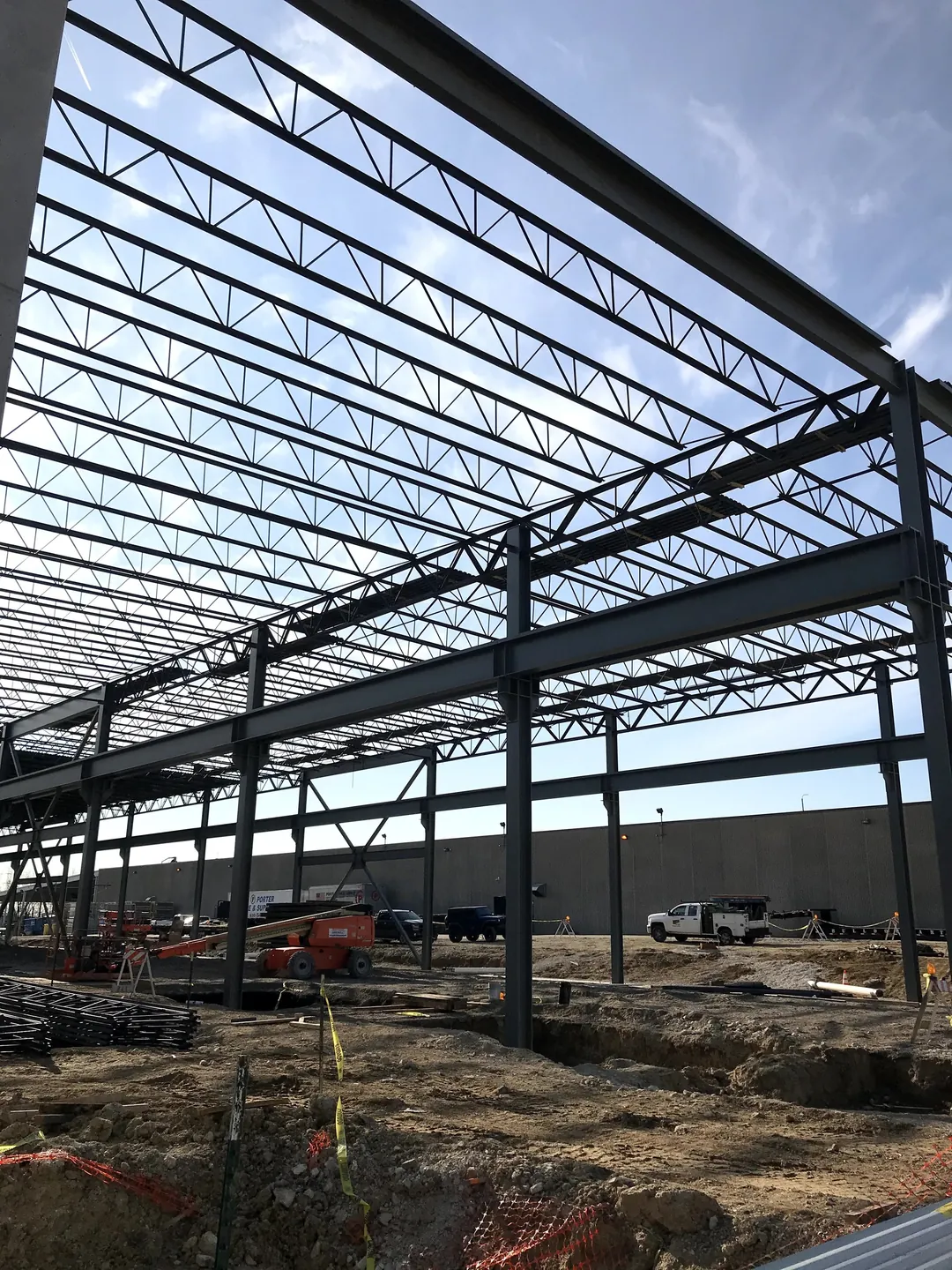 Bulldog Cartage: columns and joist girders along the open side of the building