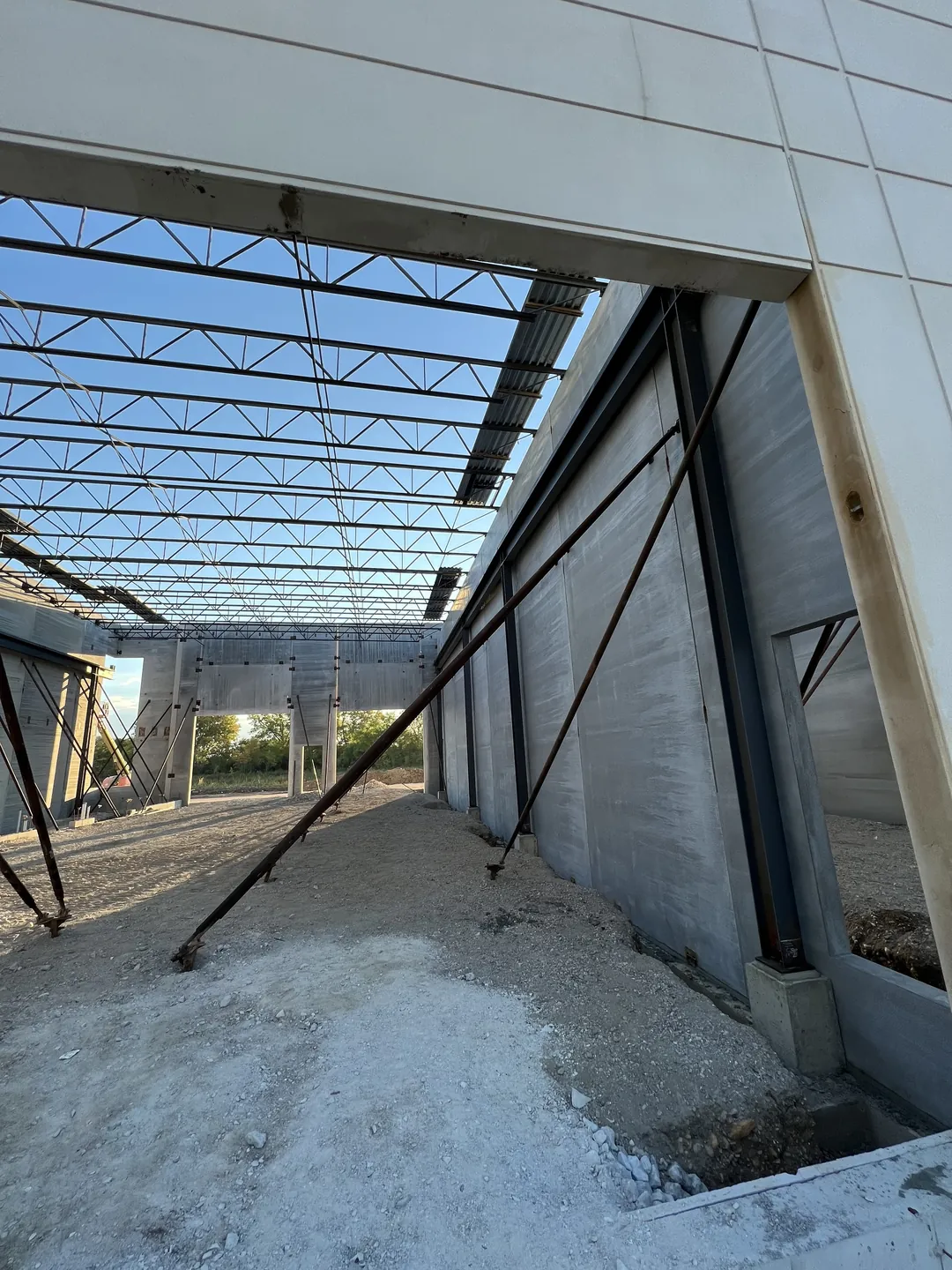 Montgomery Public Works: columns along the braced wall under the roof joists